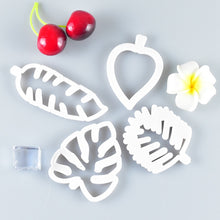 Load image into Gallery viewer, 4Pcs Tropical Leaves Fondant Cutter Set

