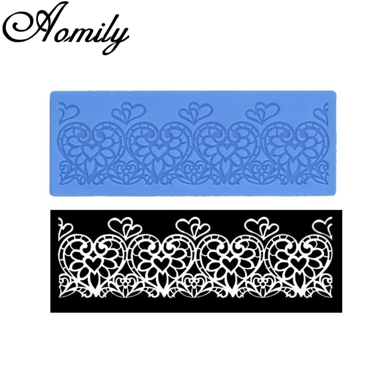 Aomily Lace Heart Mat
