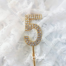 Load image into Gallery viewer, 1Pc Gold Diamond-studded Number&quot;0-9&quot; Crown Collection Cake Topper
